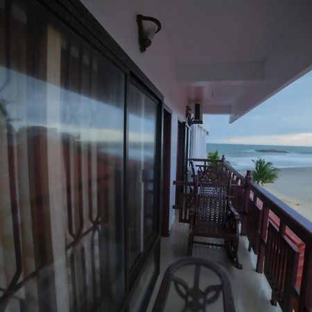 Tippys Beach Resort コーバラム エクステリア 写真