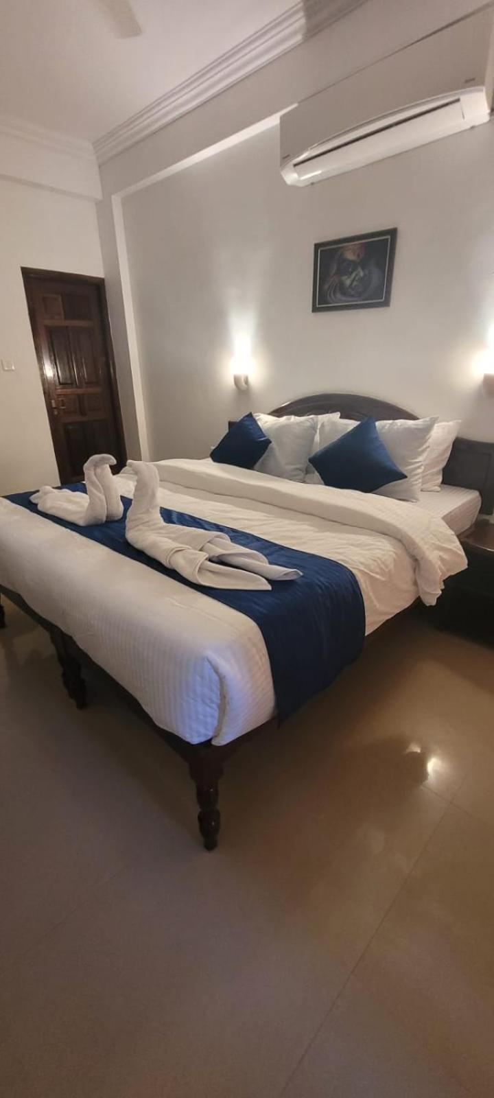 Tippys Beach Resort コーバラム エクステリア 写真