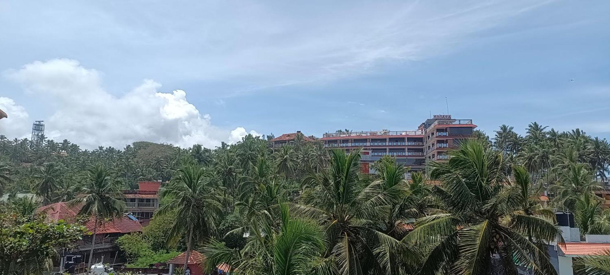 Tippys Beach Resort コーバラム エクステリア 写真