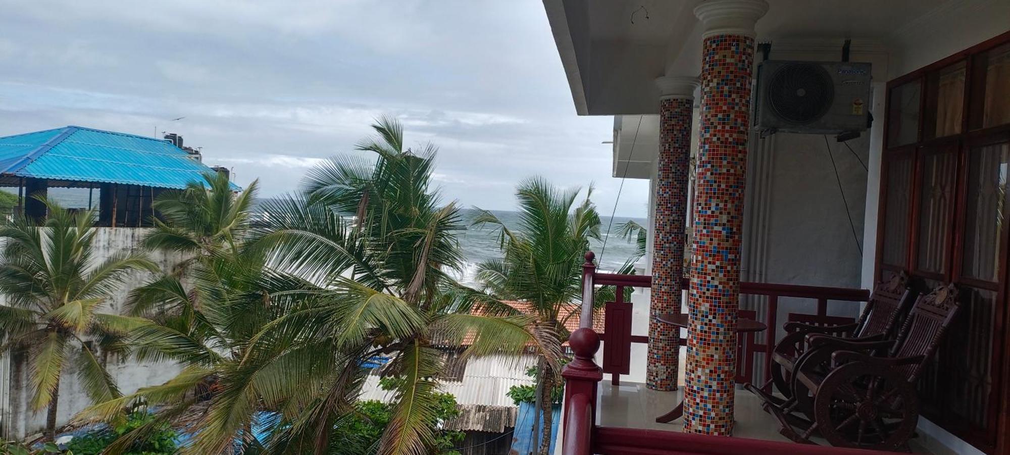 Tippys Beach Resort コーバラム エクステリア 写真